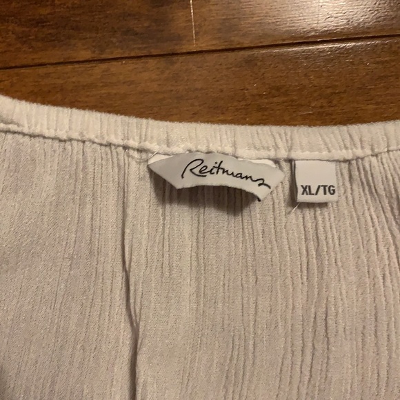 Summer Blouse - Picture 5 of 6